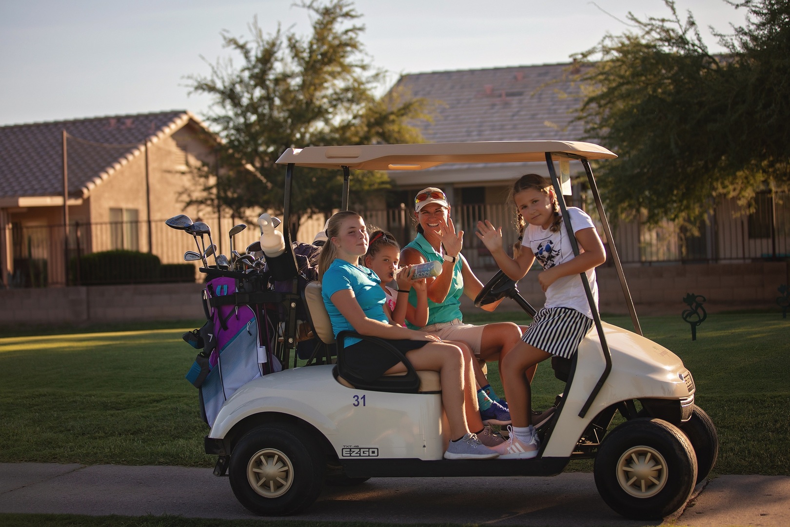 AliKat Photography - Getting out to Play!